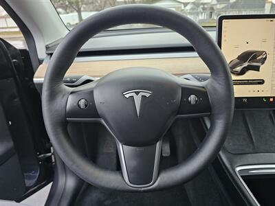 2022 Tesla Model Y Long Range  Dual Motor AWD - Photo 19 - Bountiful, UT 84010