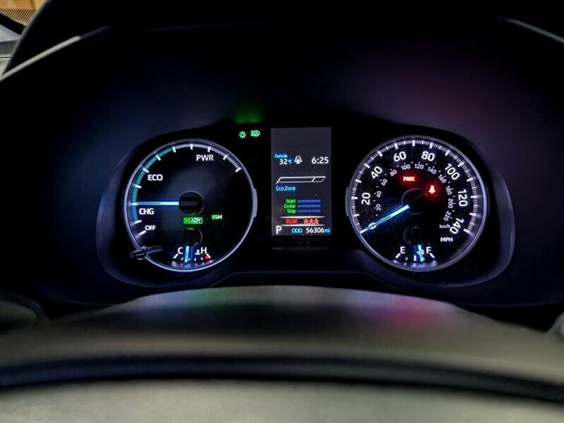 2022 Toyota RAV4 Hybrid XLE - Photo 22 - Bountiful, UT 84010