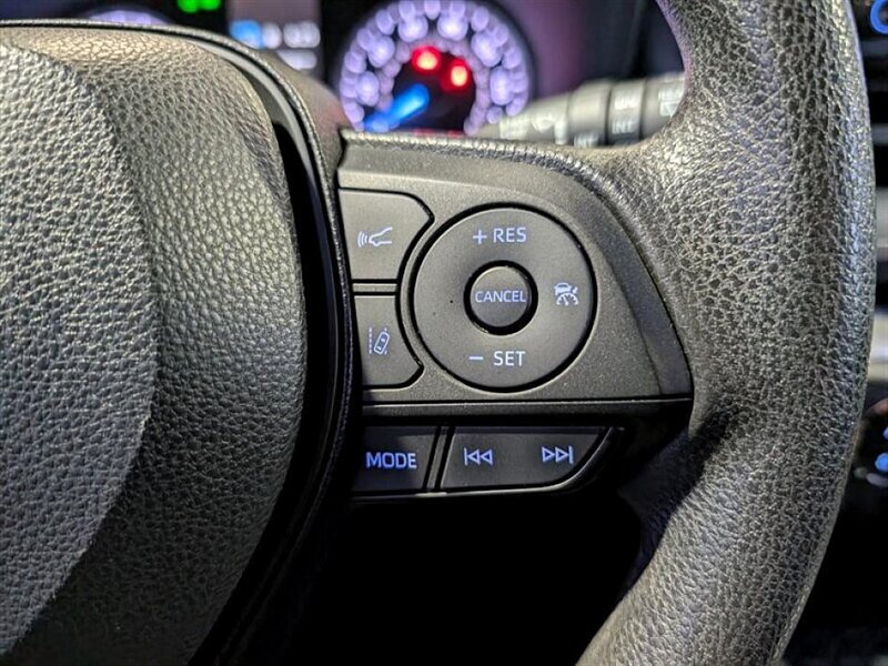 2022 Toyota RAV4 Hybrid XLE - Photo 21 - Bountiful, UT 84010