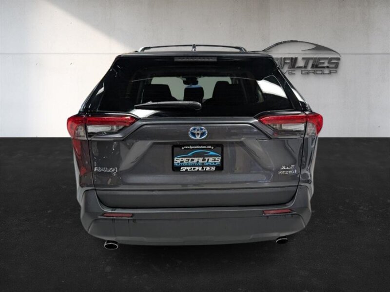 2022 Toyota RAV4 Hybrid XLE - Photo 9 - Bountiful, UT 84010