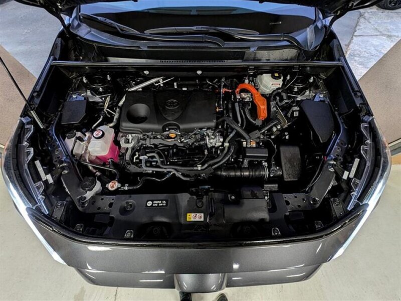 2022 Toyota RAV4 Hybrid XLE - Photo 17 - Bountiful, UT 84010