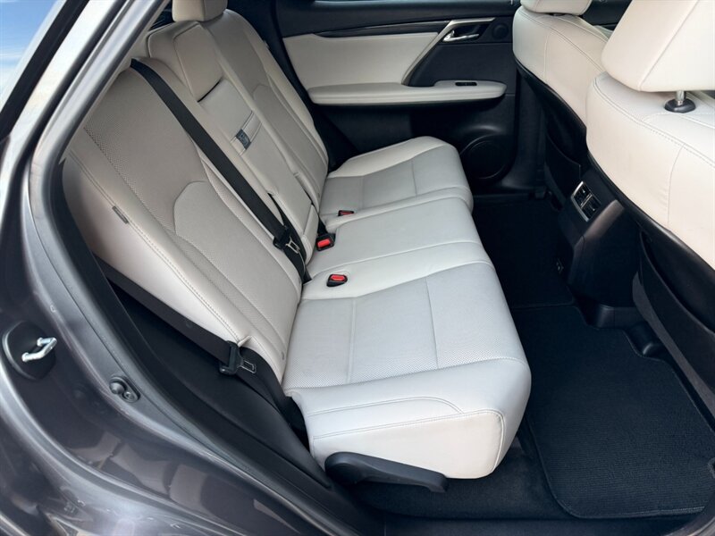 2022 Lexus RX 350 - Photo 15 - St. George, UT 84770-2625