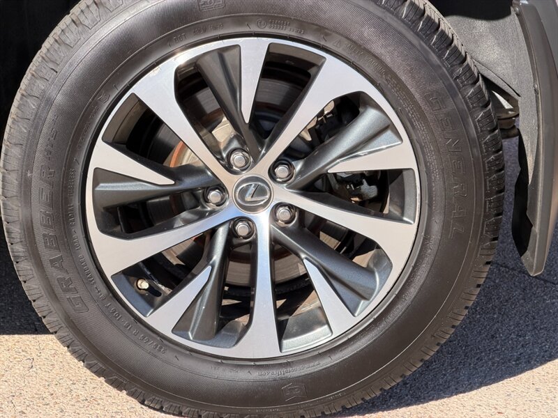 2022 Lexus RX 350 - Photo 35 - St. George, UT 84770-2625