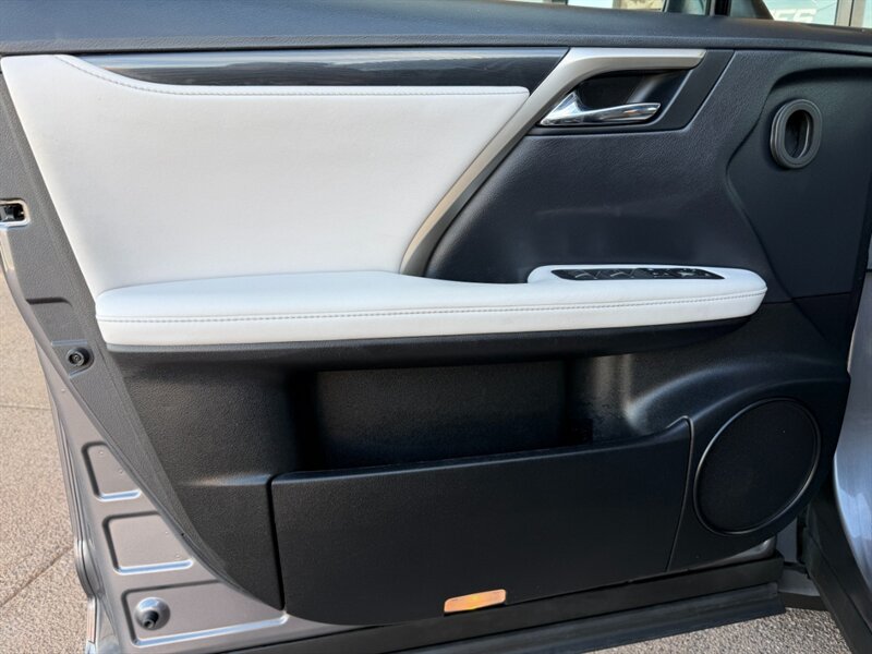 2022 Lexus RX 350 - Photo 47 - St. George, UT 84770-2625