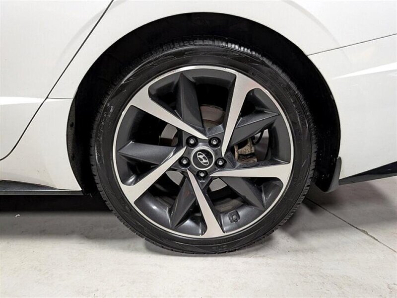 2021 Hyundai SONATA SEL Plus - Photo 14 - Bountiful, UT 84010