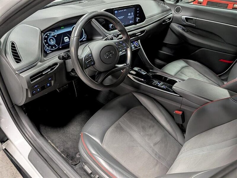 2021 Hyundai SONATA SEL Plus - Photo 2 - Bountiful, UT 84010