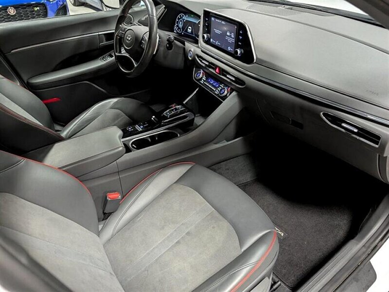 2021 Hyundai SONATA SEL Plus - Photo 4 - Bountiful, UT 84010