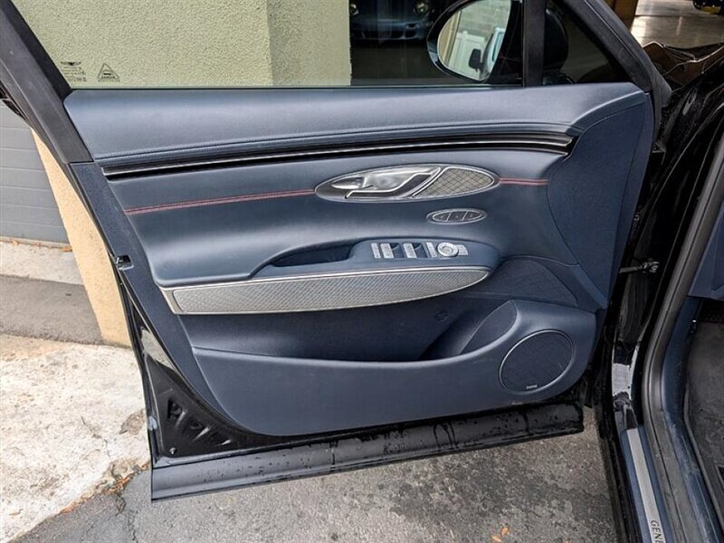 2023 Genesis GV70 2.5T Prestige Advanced - Photo 19 - Bountiful, UT 84010