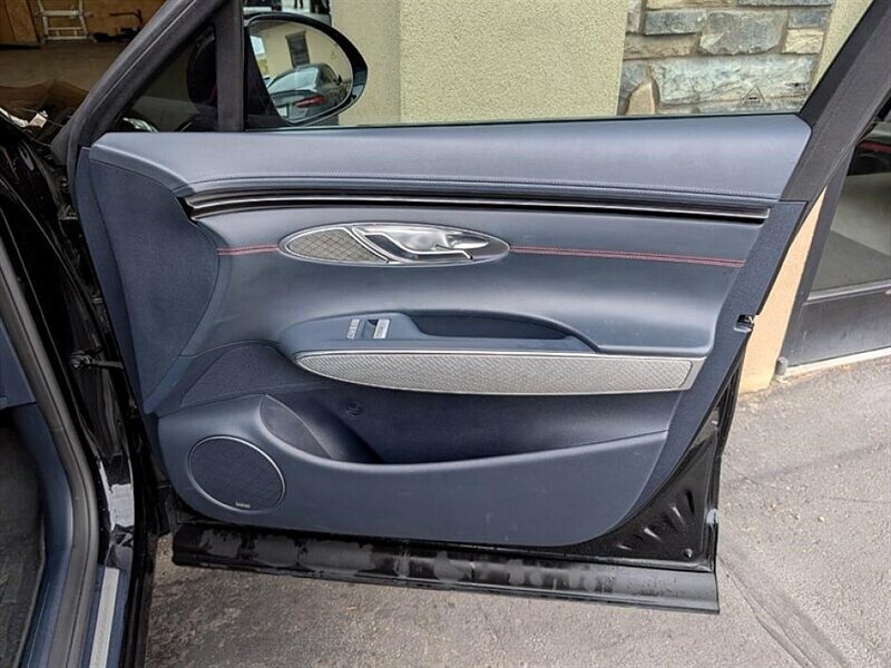 2023 Genesis GV70 2.5T Prestige Advanced - Photo 29 - Bountiful, UT 84010