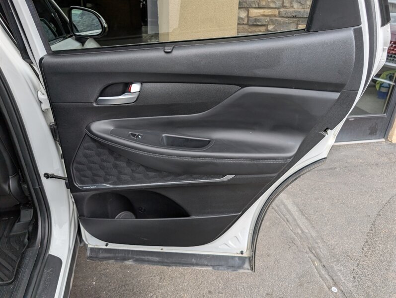 2023 Hyundai SANTA FE SEL - Photo 28 - Bountiful, UT 84010