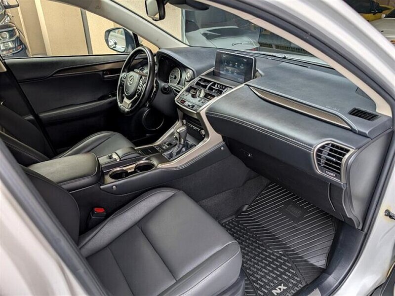 2021 Lexus NX 300 Signature - Photo 4 - Bountiful, UT 84010