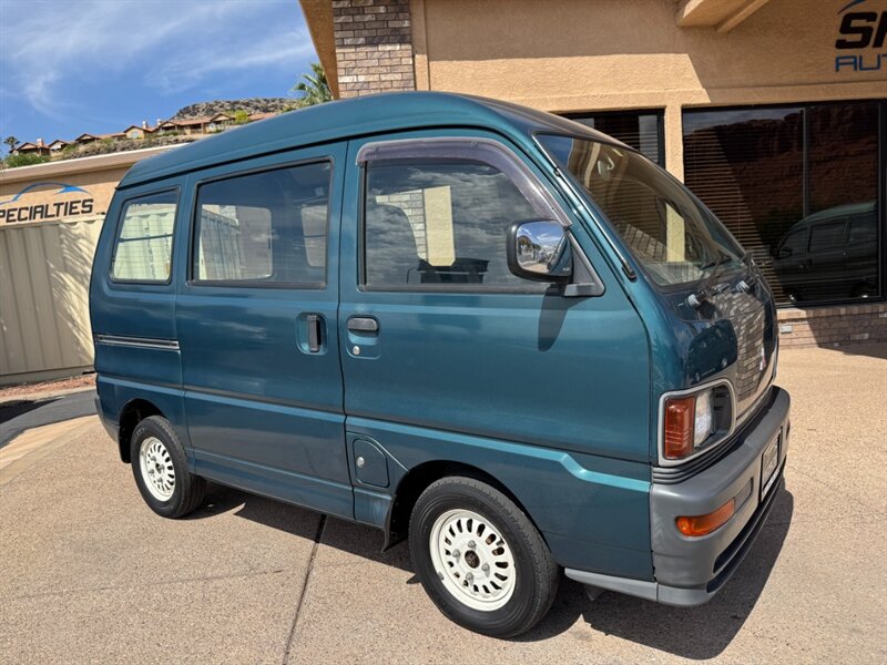 1997 Mitsubishi Minicab VX Special Edition  