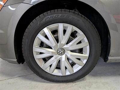 2015 Volkswagen e-Golf Limited Edition   - Photo 15 - Bountiful, UT 84010