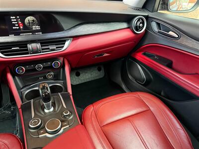 2019 Alfa Romeo Stelvio   - Photo 18 - St. George, UT 84770-2625