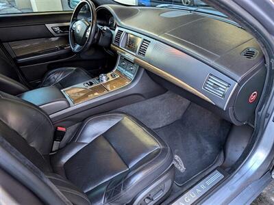 2010 Jaguar XF XFR   - Photo 4 - Bountiful, UT 84010