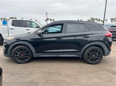 2017 Hyundai TUCSON Night   - Photo 2 - Bell, CA 90201