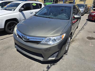 2014 Toyota Camry LE   - Photo 1 - Bell, CA 90201