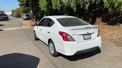 2018 Nissan Versa SV   - Photo 4 - Bell, CA 90201