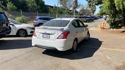 2018 Nissan Versa SV   - Photo 3 - Bell, CA 90201