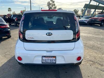 2017 Kia Soul +   - Photo 6 - Bell, CA 90201