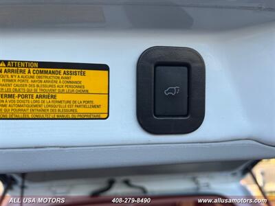 2013 Toyota Sienna XLE 8-Passenger   - Photo 22 - San Jose, CA 95116