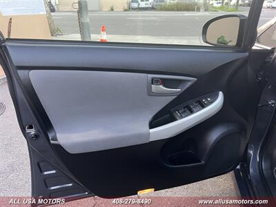 2013 Toyota Prius Three   - Photo 15 - San Jose, CA 95116
