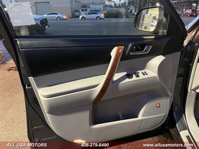 2010 Toyota Highlander Limited   - Photo 15 - San Jose, CA 95116