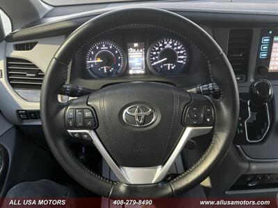 2015 Toyota Sienna XLE 8-Passenger   - Photo 15 - San Jose, CA 95116