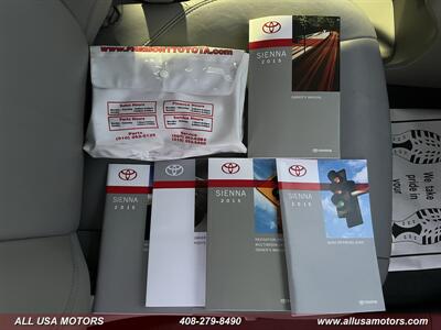 2015 Toyota Sienna XLE 8-Passenger   - Photo 53 - San Jose, CA 95116