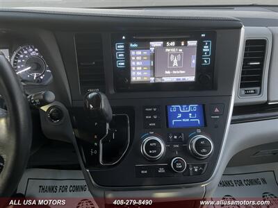 2015 Toyota Sienna XLE 8-Passenger   - Photo 33 - San Jose, CA 95116