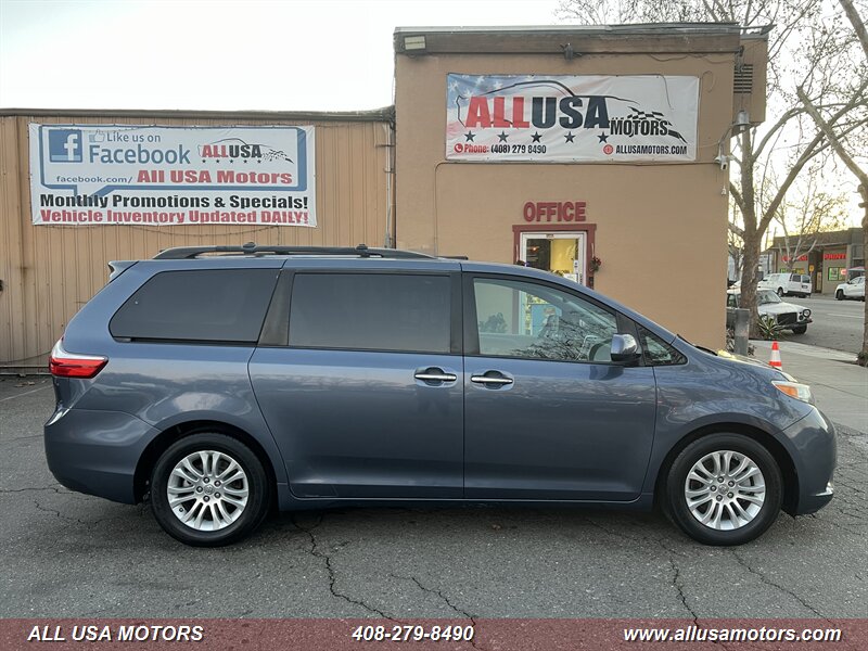 2015 Toyota Sienna XLE 8-Passenger   - Photo 1 - San Jose, CA 95116