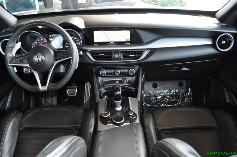 2018 Alfa Romeo Stelvio Ti Sport   - Photo 3 - Scottsdale, AZ 85260