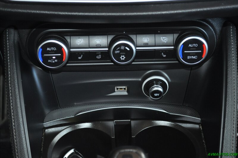 2018 Alfa Romeo Stelvio Ti Sport   - Photo 37 - Scottsdale, AZ 85260