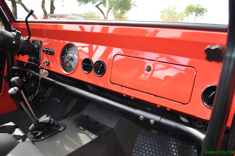 1969 Ford Bronco   - Photo 29 - Scottsdale, AZ 85260