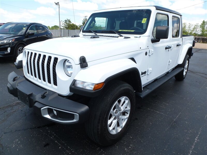 2023 Jeep Gladiator Sport S  