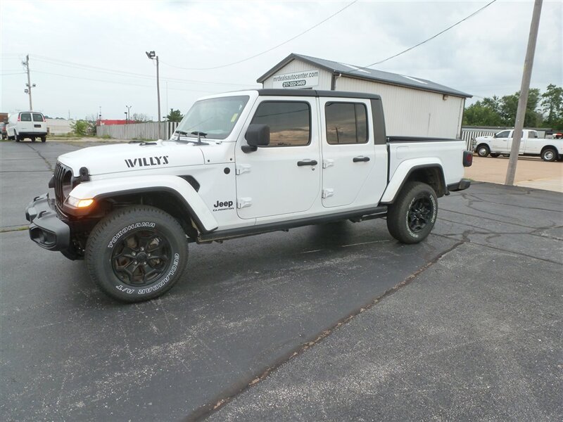 2021 Jeep Gladiator Willys  