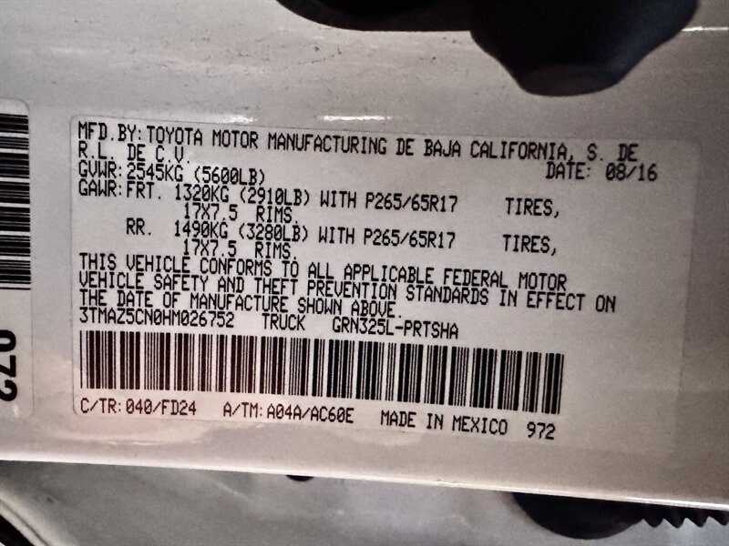 2017 Toyota Tacoma TRD Sport - Photo 27 - Mesa, AZ 85210