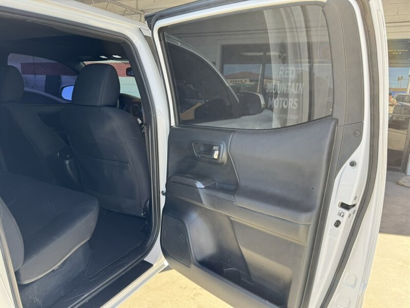 2017 Toyota Tacoma TRD Sport - Photo 15 - Mesa, AZ 85210