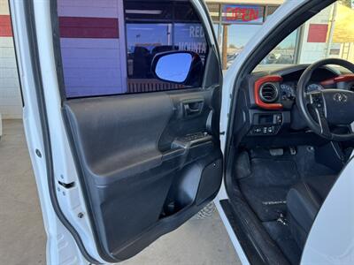 2017 Toyota Tacoma TRD Sport - Photo 11 - Mesa, AZ 85210