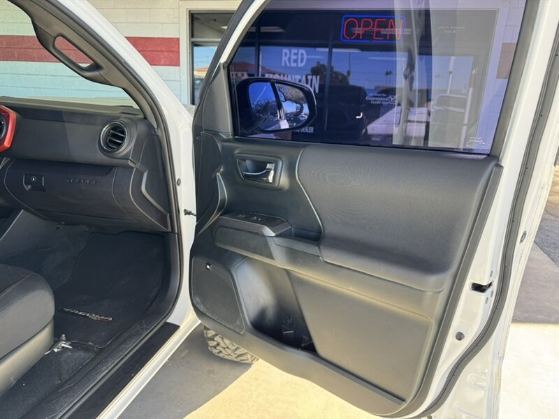 2017 Toyota Tacoma TRD Sport - Photo 13 - Mesa, AZ 85210