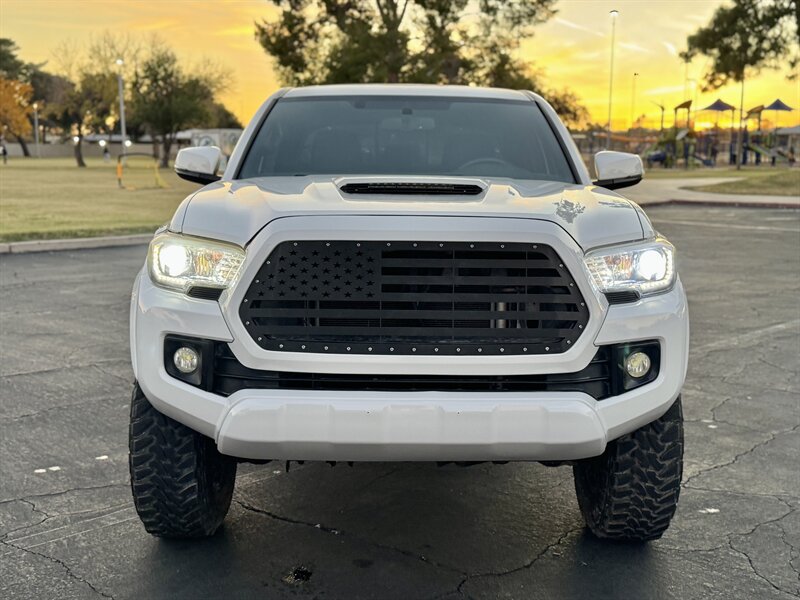 2017 Toyota Tacoma TRD Sport - Photo 9 - Mesa, AZ 85210