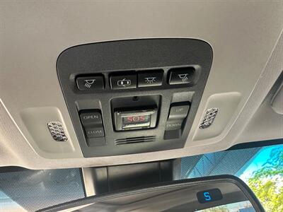 2018 Toyota Camry SE   - Photo 16 - Mesa, AZ 85210