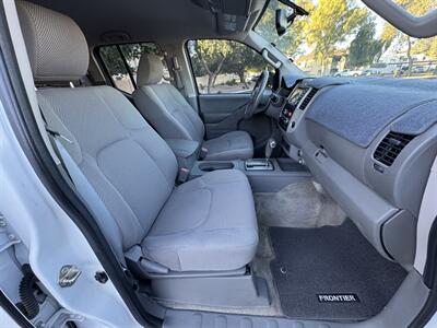 2017 Nissan Frontier SV   - Photo 11 - Mesa, AZ 85210