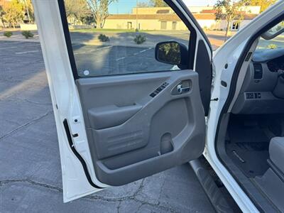 2017 Nissan Frontier SV   - Photo 10 - Mesa, AZ 85210