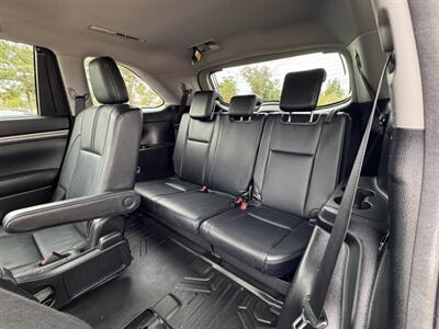 2017 Toyota Highlander SE - Photo 15 - Mesa, AZ 85210