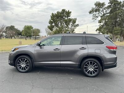 2017 Toyota Highlander SE - Photo 6 - Mesa, AZ 85210