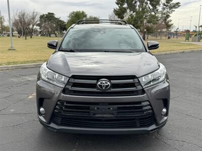 2017 Toyota Highlander SE - Photo 8 - Mesa, AZ 85210