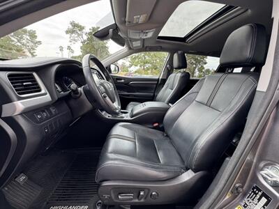 2017 Toyota Highlander SE - Photo 9 - Mesa, AZ 85210