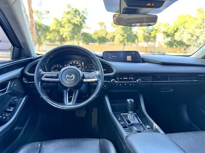 2019 Mazda Mazda3 Sedan Premium - Photo 18 - Mesa, AZ 85210