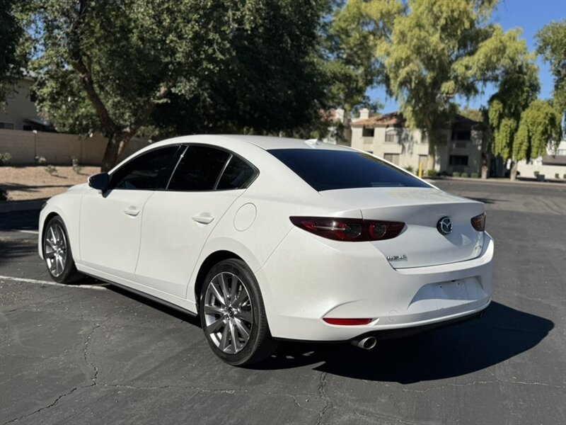 2019 Mazda Mazda3 Sedan Premium - Photo 6 - Mesa, AZ 85210